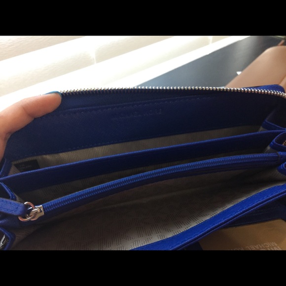 MK Wallet - Picture 4 of 4