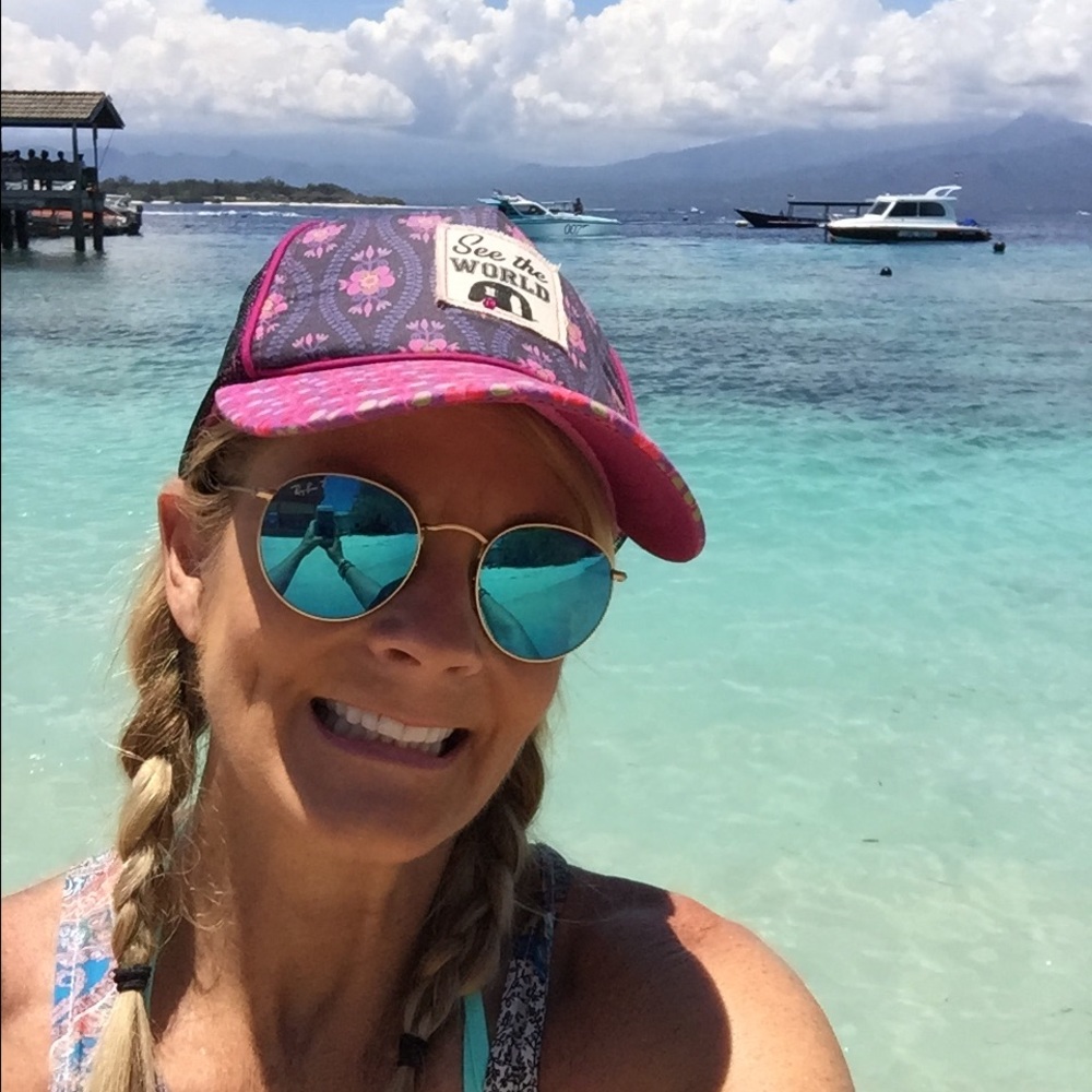 Meet your Posher, Lisa