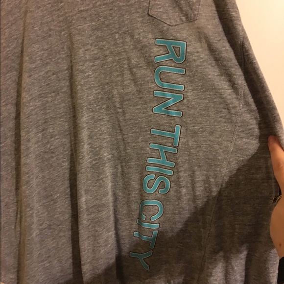 Under Armour racer back flowy tank. Women's large. - Picture 2 of 3