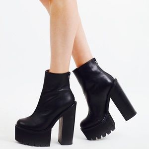 Jeffrey Campbell Mulder Platforms 💣
