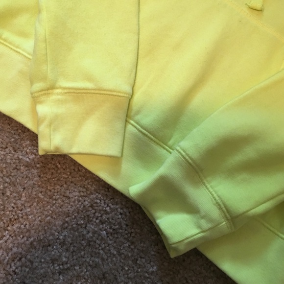 Pink hoodie - Picture 2 of 3