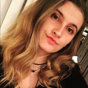 Meet your Posher, Victoria