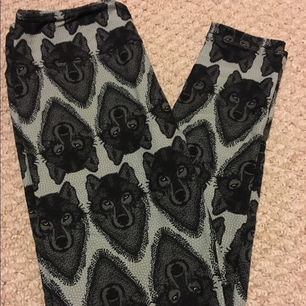 Lularoe wolves/wolf legging