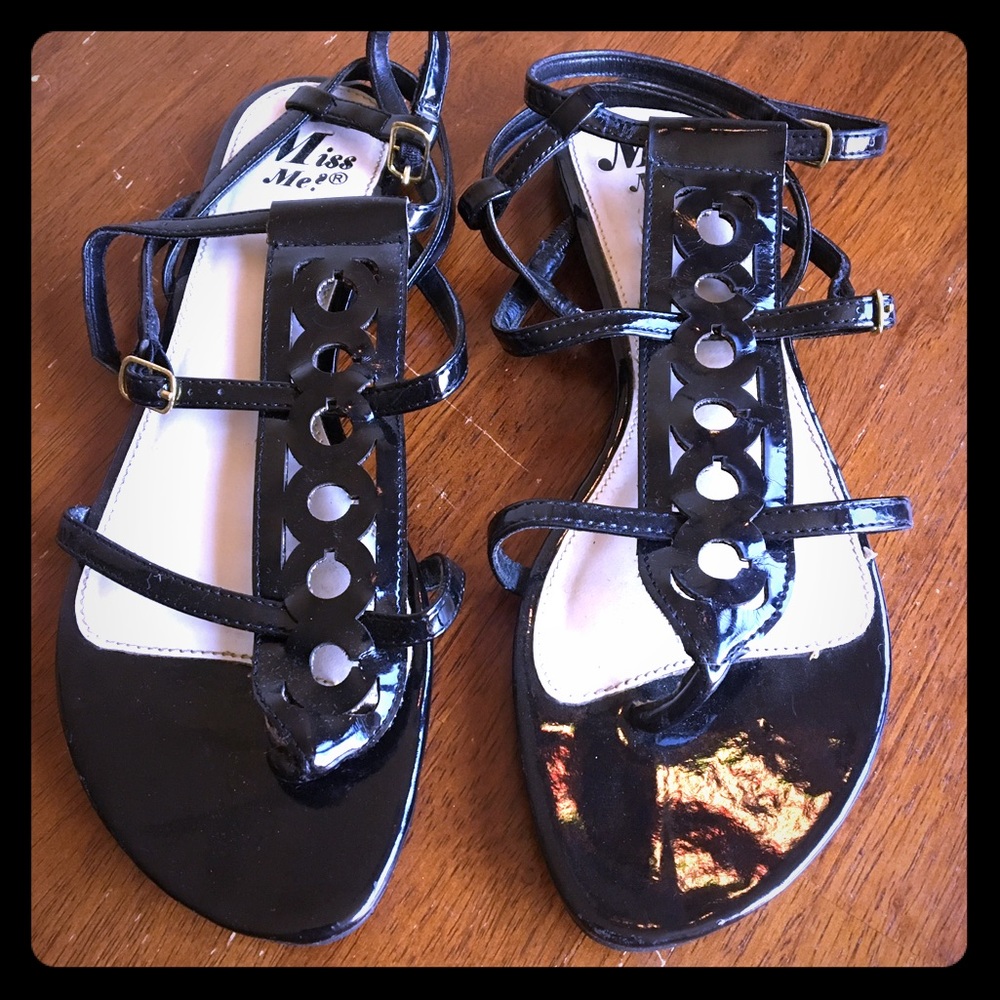 Miss me! Sandals