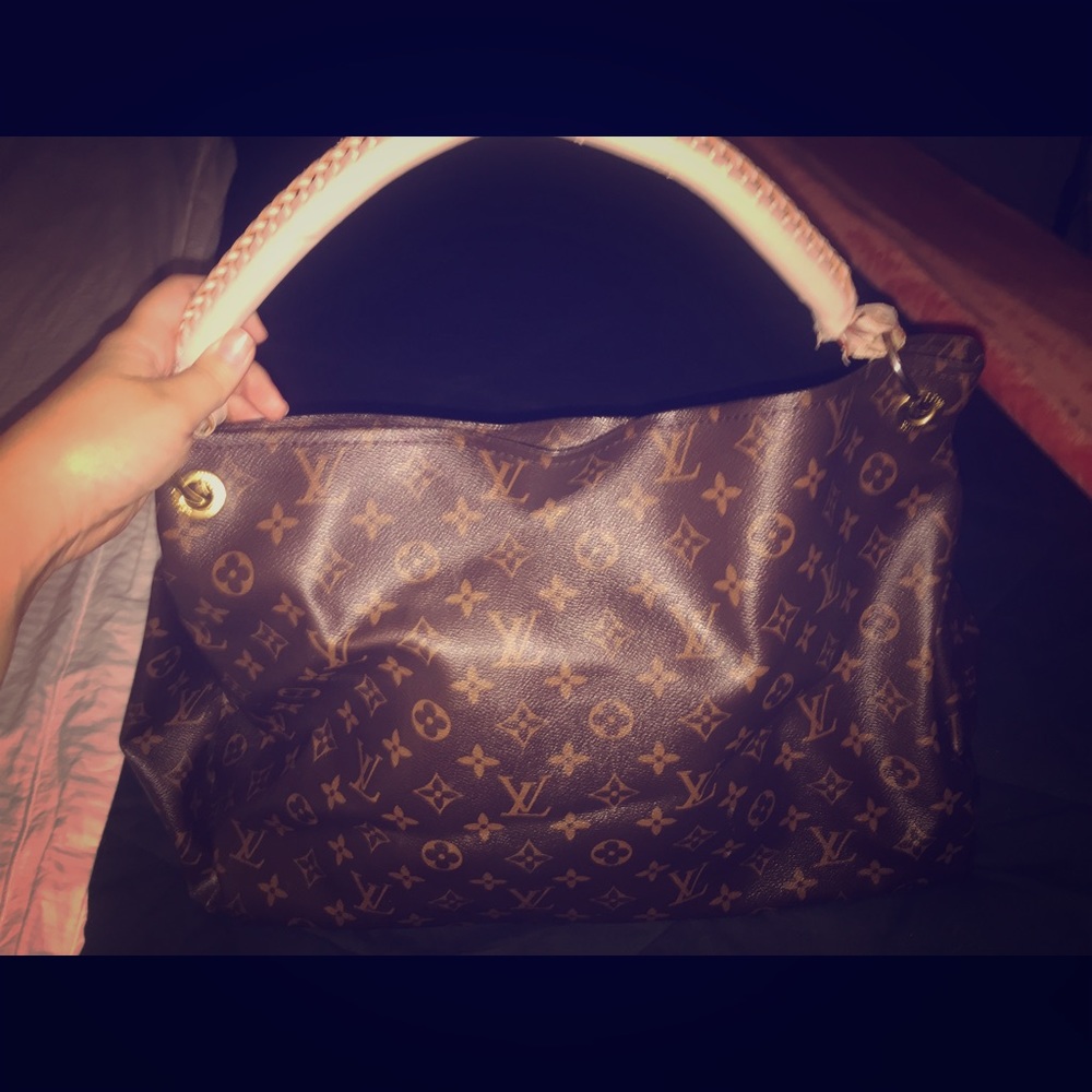 Hobo bag