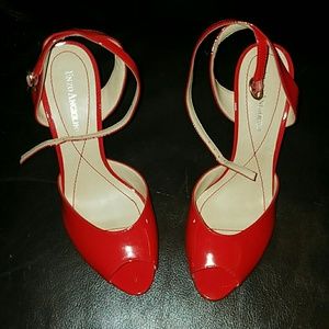 Enzo Angiolini sandals