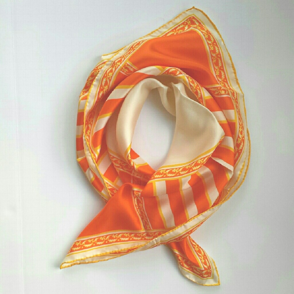 60s Vintage Echo Scarf - Classic Mod