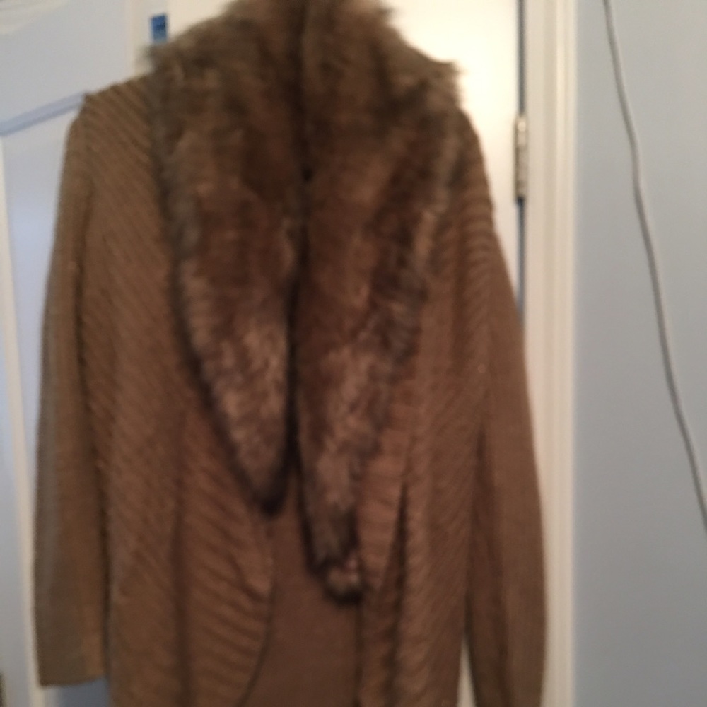 Jennifer Lopez long fur trim cardigan