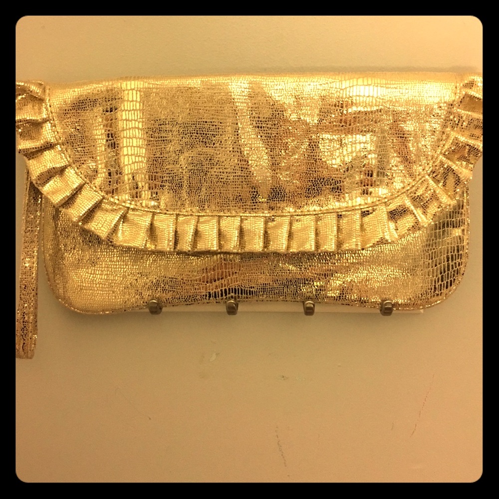 Steve Madden gold clutch wristlet