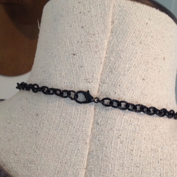 BOGO‼️PRETTY BLACK,PEWTER & RED LONG NECKLACE - Picture 3 of 3