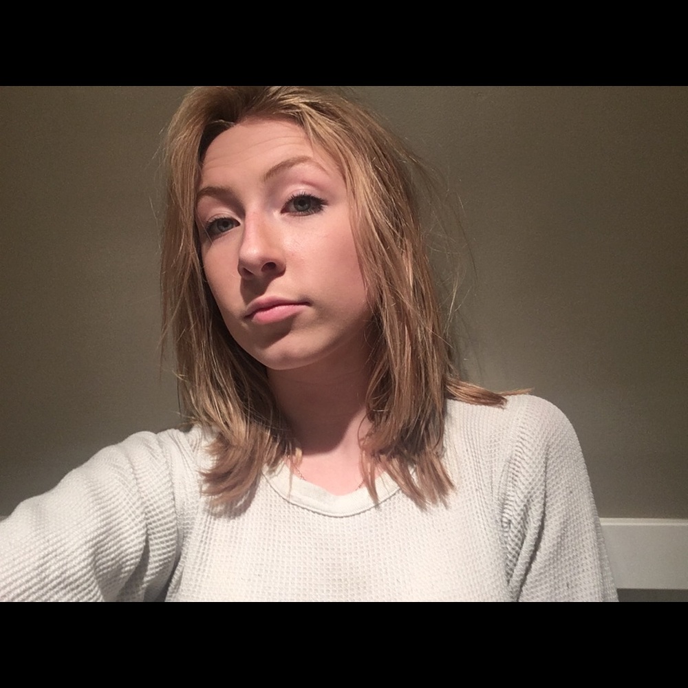 Meet your Posher, Abbegayle