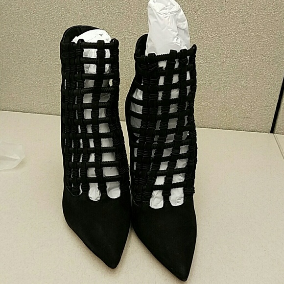 Schutz Zema Laser cut suede booties - Picture 3 of 4