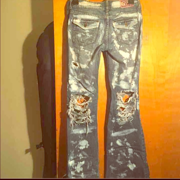 Distressed YMI Jeans - Picture 1 of 4