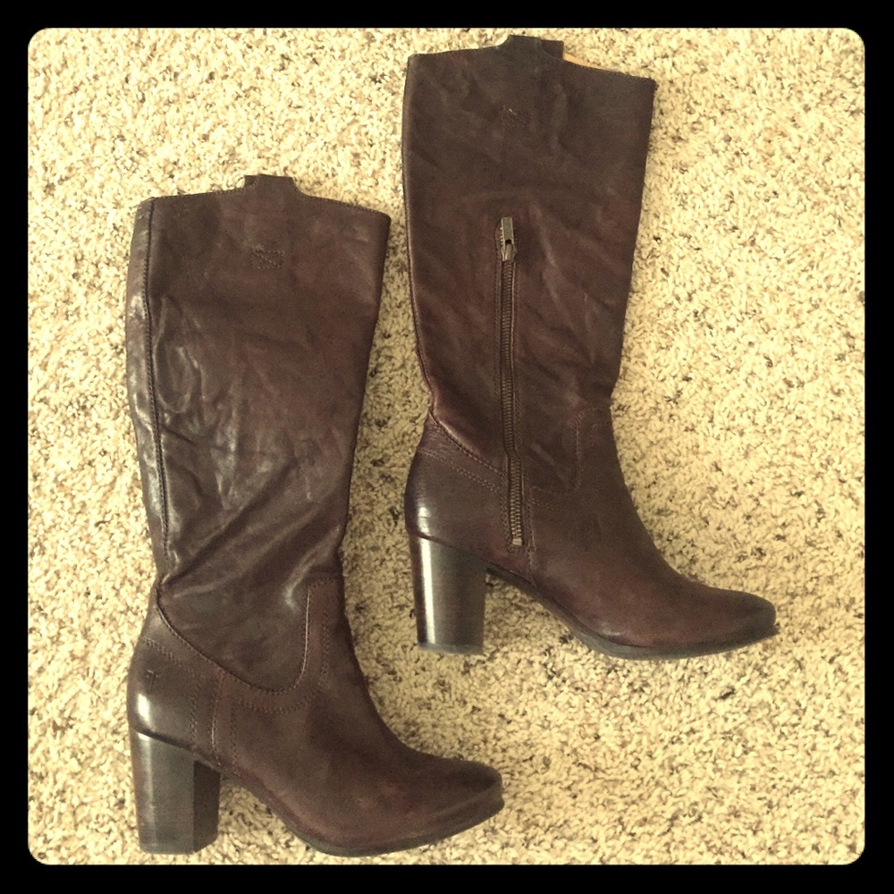 NEVER WORN FRYE BOOTS sz 7