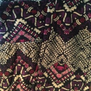 LuLaRoe OS Leggings. NWOT.