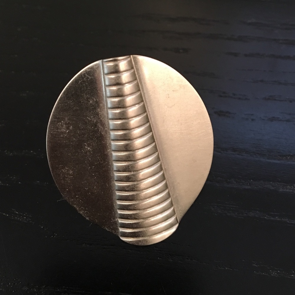 Silver statement ring - Picture 2 of 3