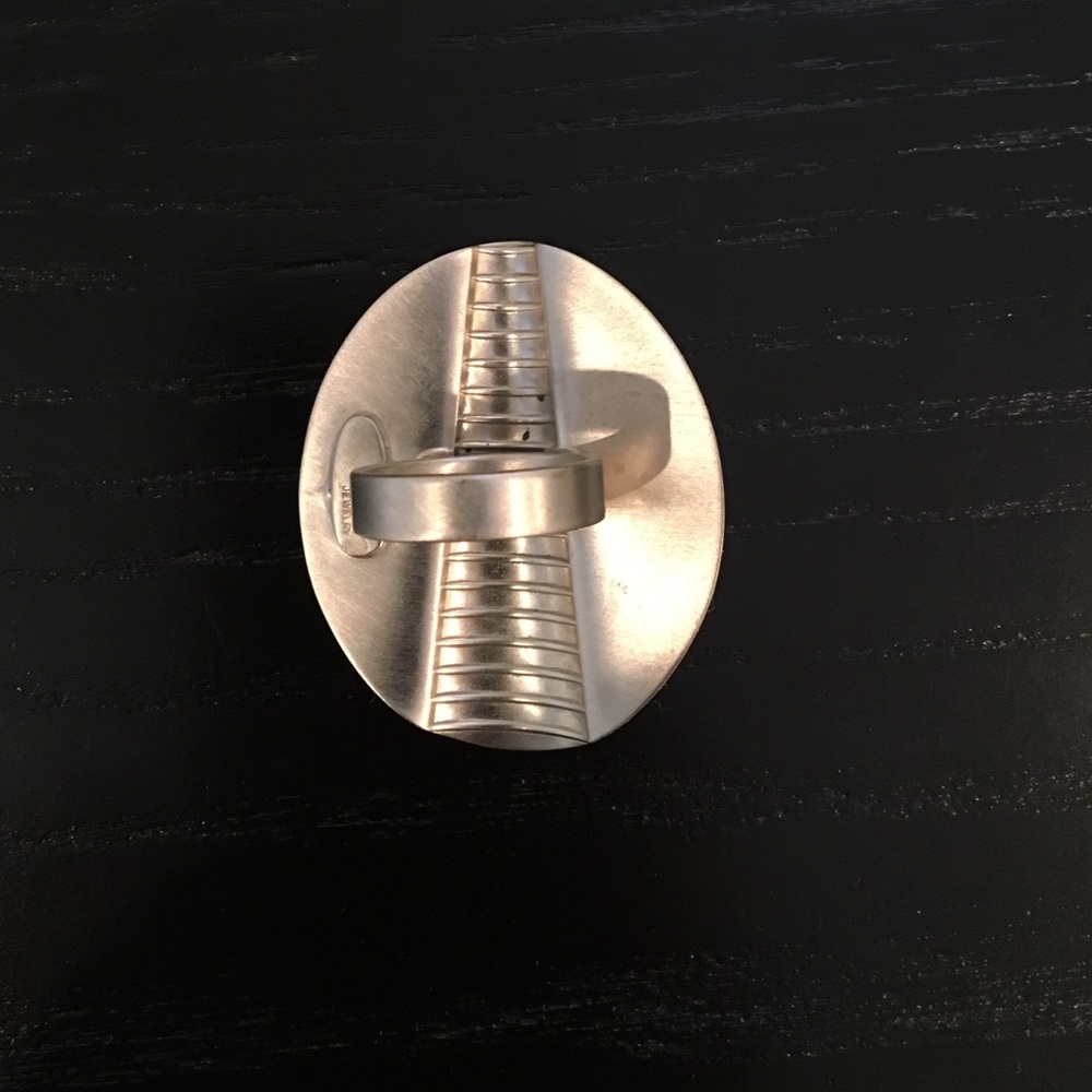 Silver statement ring - Picture 3 of 3