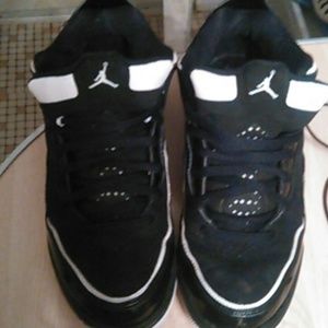 Black jordans