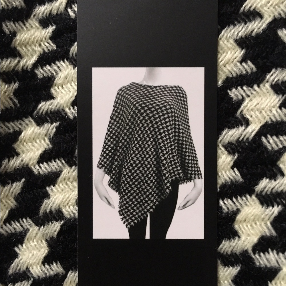 Houndstooth sweater NWT