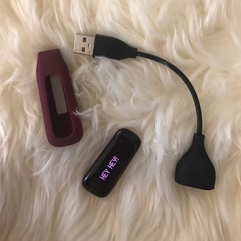 Fitbit One (Maroon)