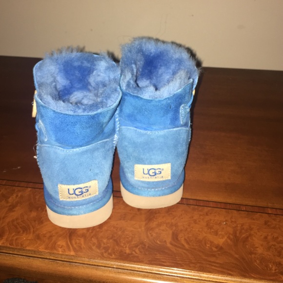 Blue uggs - Picture 3 of 3