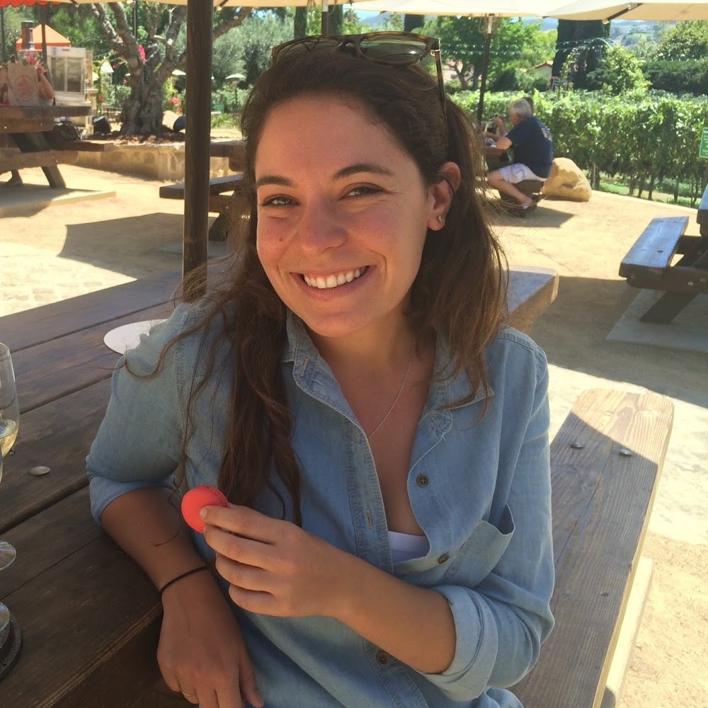 Meet your Posher, Alyssa