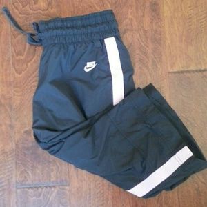 Nike Windbreaker Capris