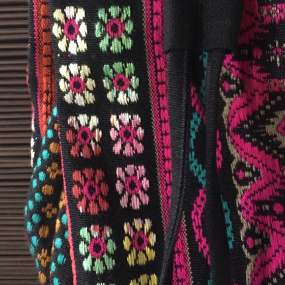 Forever 21 Hippie Crossbody Bag - Picture 2 of 3