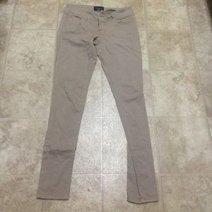 Super stretch kaki skinny jeans!! American eagle!