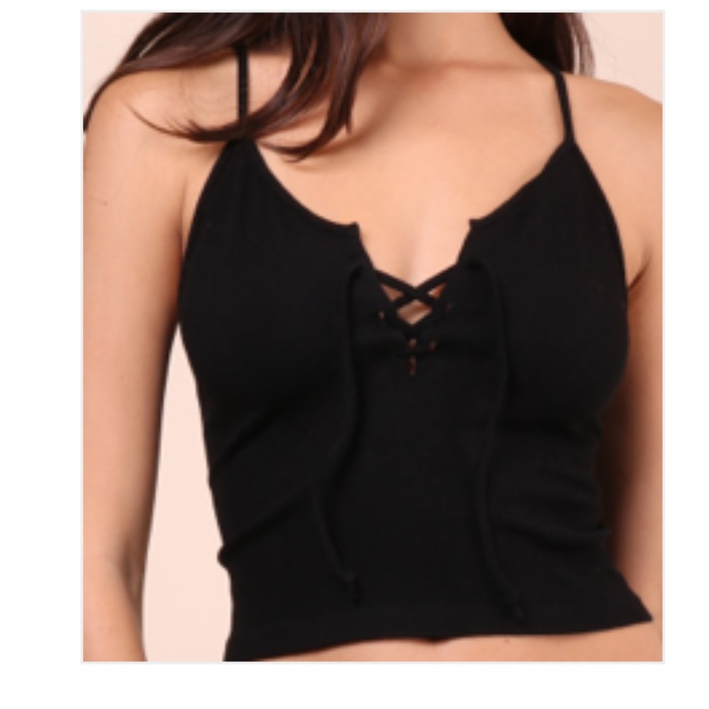 LACE UP CROP TOP - BLACK