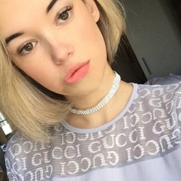 Triple Layered Diamond Rhinestone Silver Choker - Picture 2 of 3