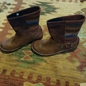 Womens size 7 gently worn Sorel winter boots