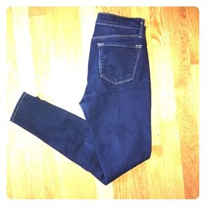 J Brand Mid-Rise Capri in Pure