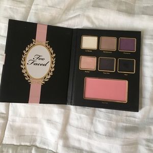 Too faced mini palette
