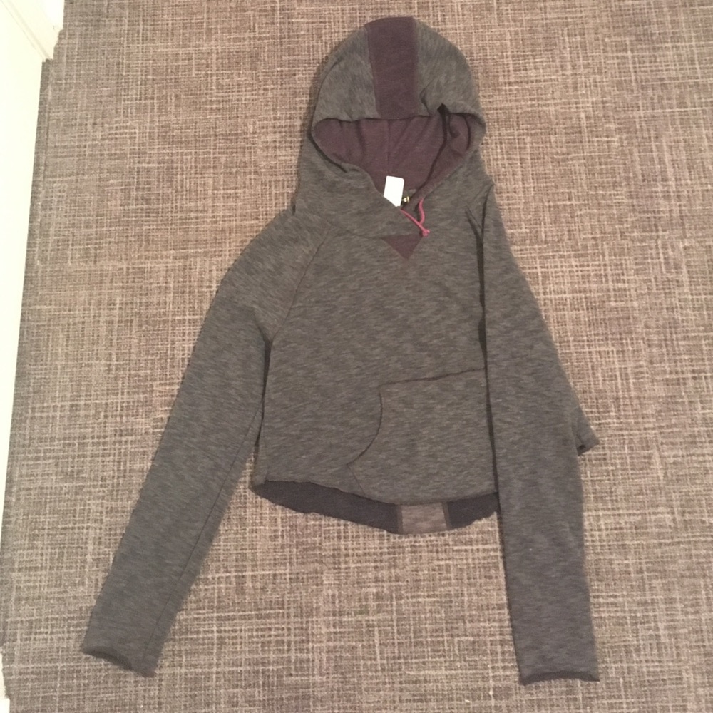Cropped Under Armor Hoodie