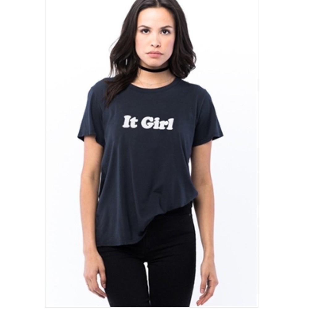IT GIRL TEE