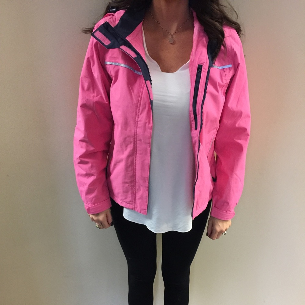 Vineyard Vines rain jacket