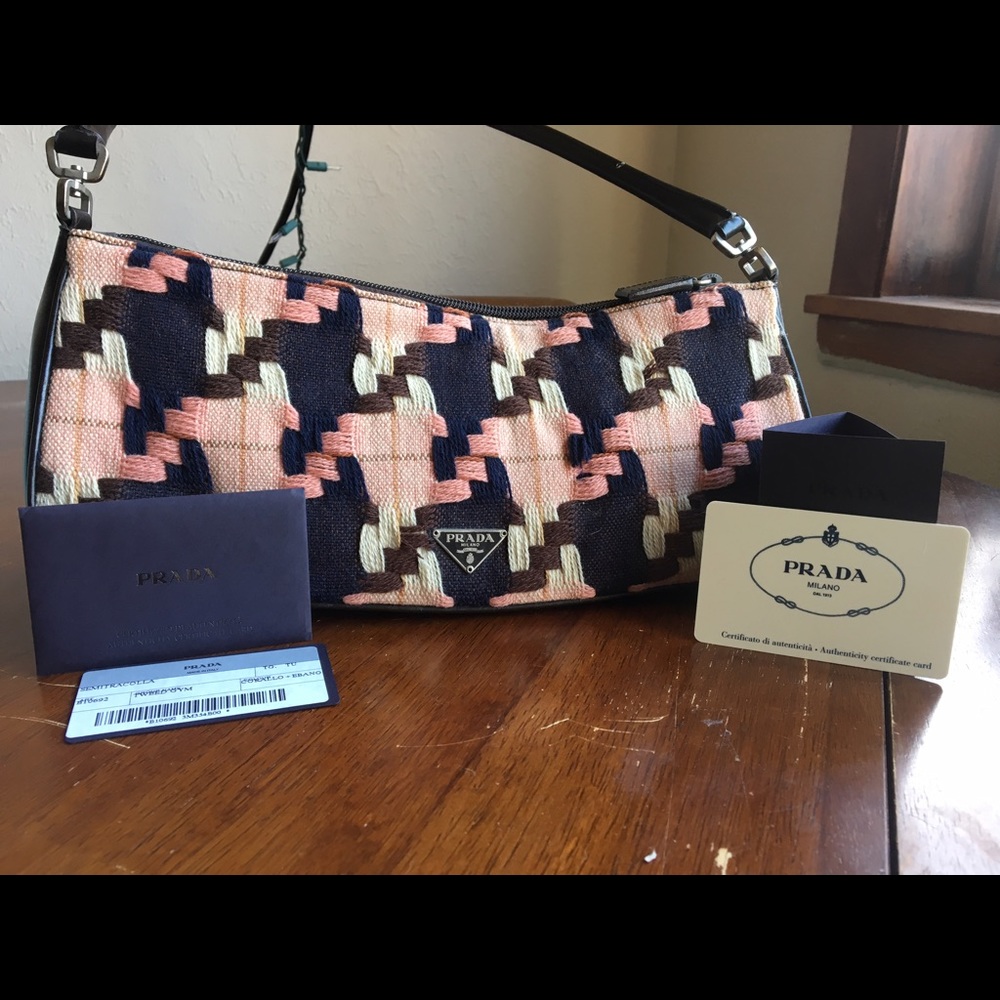 Prada tweed semitracolla
