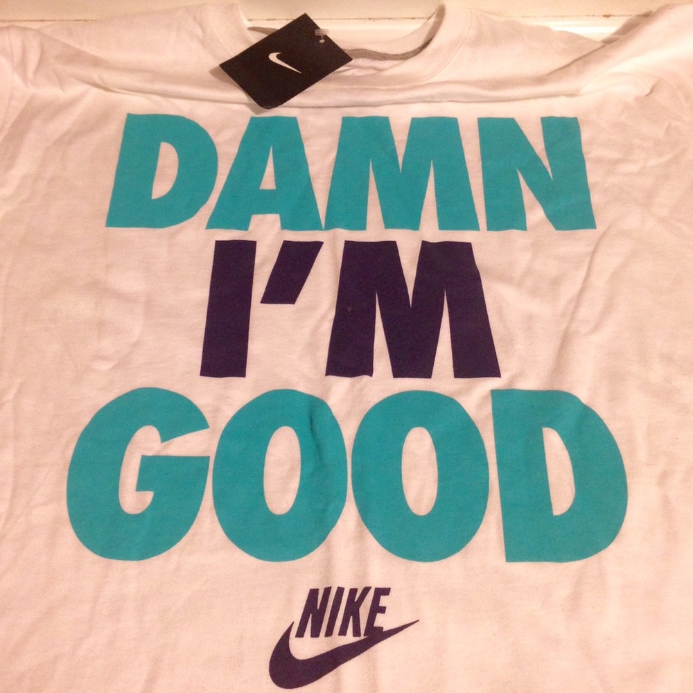 🆕 Nike Graphic Tee