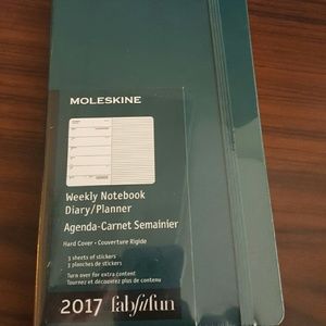 BRAND NEW Fabfitfun 2017 Moleskine planner