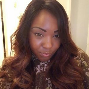 Meet your Posher, Renai