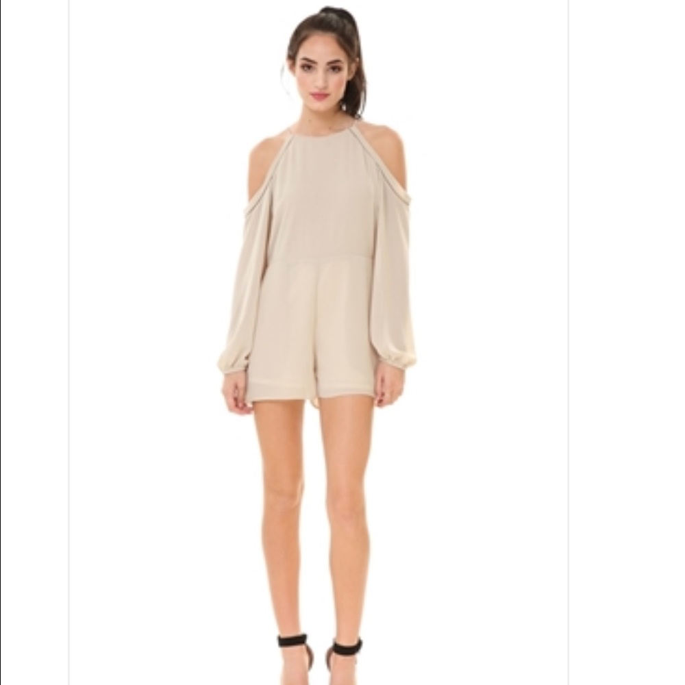 LONG SLEEVE OPEN SHOULDER ROMPER