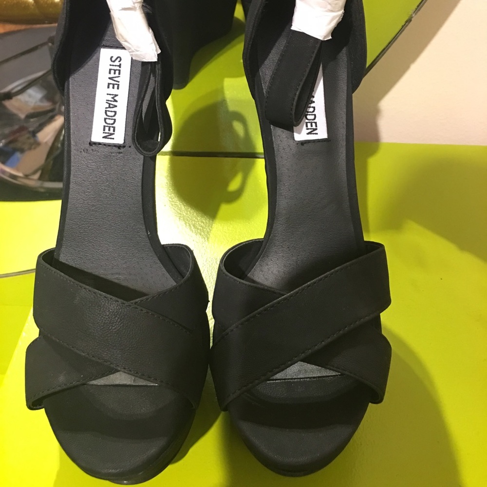 Steve Madden Wedges