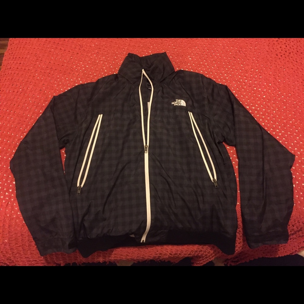 Men's Northface shell, size XL, practically new!