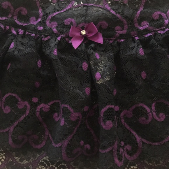 Garter skirt. Black and purple. - Picture 2 of 3