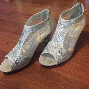 Pierre Dumas Ciara heels
