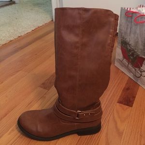 Brown boots