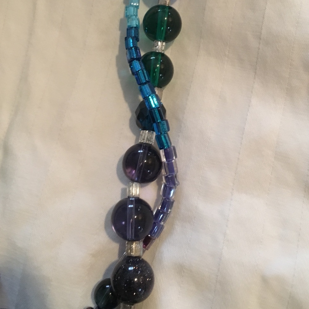 Necklace - Picture 2 of 4