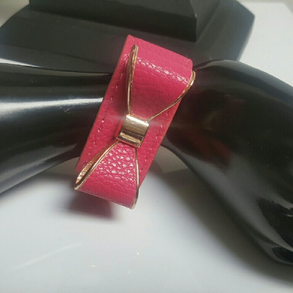 Fashion Bow bracelet Cuff