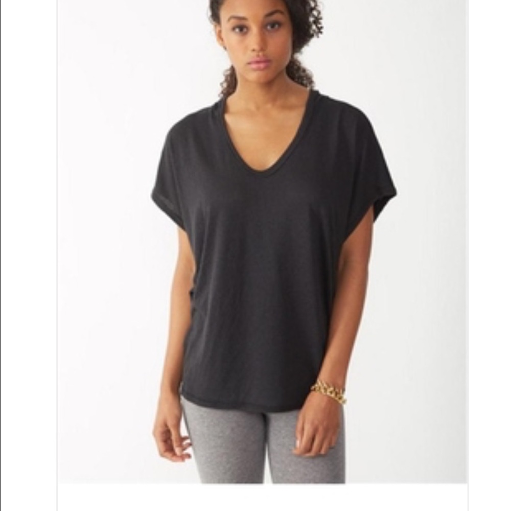 SHORT SLEEVE DOLMAN PONCHO